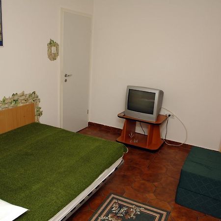Pensiunea Bianco Nero Timişoara Buitenkant foto